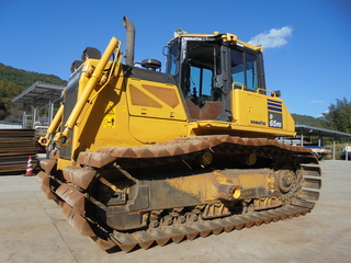 中古建設機械 中古 ブルドーザ コマツ D65PX-17 写真