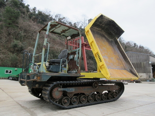 中古建設機械 中古 クローラ・キャリア ヤンマーディーゼル C50R-3A 写真