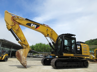 中古建設機械 中古 油圧ショベル・バックホー キャタピラー 320E-2 写真