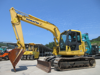 中古建設機械 中古 油圧ショベル・バックホー PC138US-8 写真