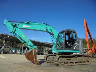 中古建設機械 中古 油圧ショベル コベルコ建機 SK125SR 写真