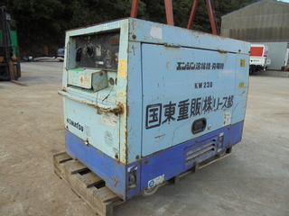 中古建設機械 中古 発電機 コマツ KW230 写真