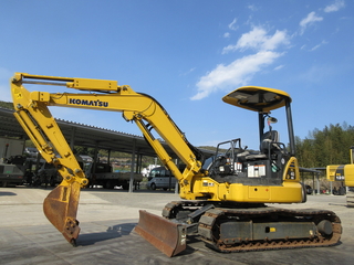 中古建設機械 中古 ミニ油圧ショベル・ミニバックホー コマツ PC40MR-3 写真
