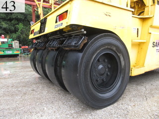 Used Construction Machine Used SAKAI SAKAI Roller Tire rollers TZ701