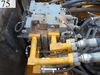 中古建設機械 中古 加藤製作所 KATO WORKS 油圧ショベル・バックホー １．０立米以上 HD2045III