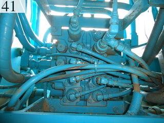 中古建設機械 中古 コベルコ建機 KOBELCO 油圧ショベル・バックホー ０．７－０．９立米 SK200-3
