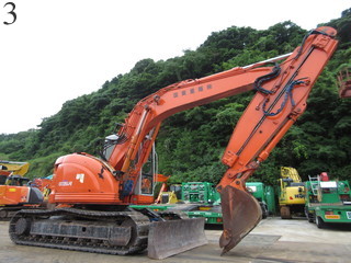 中古建設機械 中古 日立建機 HITACHI 油圧ショベル・バックホー ０．４－０．５立米 EX135UR