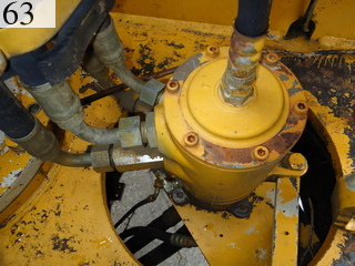 中古建設機械 中古 加藤製作所 KATO WORKS 油圧ショベル・バックホー ０．７－０．９立米 HD820E