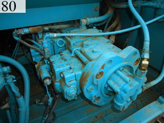 中古建設機械 中古 コベルコ建機 KOBELCO 油圧ショベル・バックホー ０．７－０．９立米 SK200-6