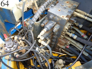 中古建設機械 中古 コマツ KOMATSU 油圧ショベル・バックホー ０．７－０．９立米 PC228US-3