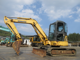 中古建設機械 中古 油圧ショベル・バックホー コマツ PC40MR-2 写真