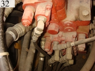 中古建設機械 中古 加藤製作所 KATO 油圧ショベル・バックホー ０．２－０．３立米 HD308US