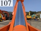 中古建設機械 中古 日立建機 HITACHI 油圧ショベル・バックホー ０．７－０．９立米 ZX225USR-6