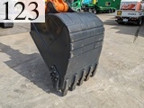 中古建設機械 中古 日立建機 HITACHI 油圧ショベル・バックホー ０．７－０．９立米 ZX225USR-6