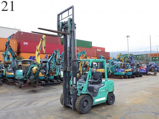 Used Construction Machine Used MITSUBISHI MOTORS MITSUBISHI MOTORS Forklift Diesel engine FD30T