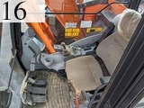 中古建設機械 中古   油圧ショベル・バックホー ０．４－０．５立米 ZX135US-6
