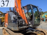 中古建設機械 中古   油圧ショベル・バックホー ０．４－０．５立米 ZX135US-6