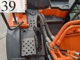 中古建設機械 中古   油圧ショベル・バックホー ０．４－０．５立米 ZX135US-6
