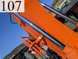 中古建設機械 中古   油圧ショベル・バックホー ０．４－０．５立米 ZX135US-6