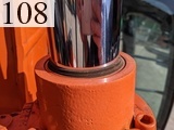 中古建設機械 中古   油圧ショベル・バックホー ０．４－０．５立米 ZX135US-6