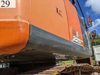 中古建設機械 中古 日立建機 HITACHI 油圧ショベル・バックホー ０．７－０．９立米 ZX225USR-6