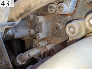 中古建設機械 中古 日立建機 HITACHI 油圧ショベル・バックホー ０．７－０．９立米 ZX225USR-6