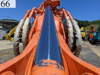 中古建設機械 中古 日立建機 HITACHI 油圧ショベル・バックホー ０．７－０．９立米 ZX225USR-6