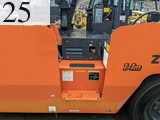 中古建設機械 中古 日立建機 HITACHI ローラー タイヤローラー ZC220P-5