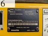 中古建設機械 中古 コマツ KOMATSU 油圧ショベル・バックホー ０．７－０．９立米 PC200-11