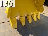 中古建設機械 中古 コマツ KOMATSU 油圧ショベル・バックホー ０．７－０．９立米 PC200-11
