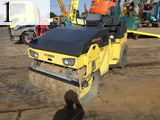 中古建設機械 中古 ボーマク BOMAG ローラー 舗装用振動ローラー BW131ACW-5