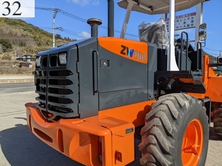 中古建設機械 中古   ホイール・ローダ １．０立米以上 ZW100