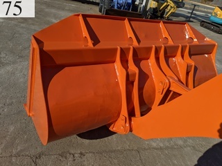 中古建設機械 中古   ホイール・ローダ １．０立米以上 ZW100