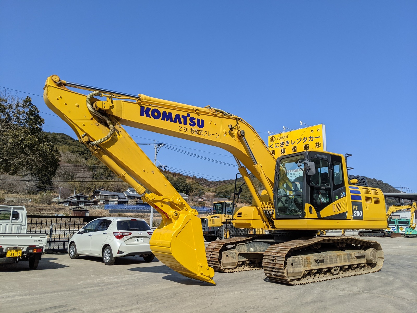 中古建設機械 中古 コマツ KOMATSU 油圧ショベル・バックホー ０．７－０．９立米 PC200-11