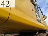 中古建設機械 中古 コマツ KOMATSU 油圧ショベル・バックホー ０．７－０．９立米 PC200-11