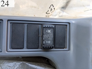 中古建設機械 中古 日立建機 HITACHI 油圧ショベル・バックホー ０．４－０．５立米 ZX120-6