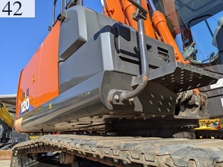 中古建設機械 中古 日立建機 HITACHI 油圧ショベル・バックホー ０．４－０．５立米 ZX120-6