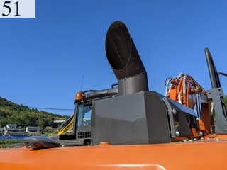 中古建設機械 中古 日立建機 HITACHI 油圧ショベル・バックホー ０．４－０．５立米 ZX120-6