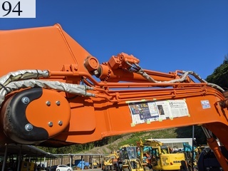 中古建設機械 中古 日立建機 HITACHI 油圧ショベル・バックホー ０．４－０．５立米 ZX120-6