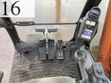 中古建設機械 中古 日立建機 HITACHI 油圧ショベル・バックホー ０．７－０．９立米 ZX200-5B
