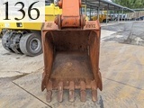 中古建設機械 中古 日立建機 HITACHI 油圧ショベル・バックホー ０．７－０．９立米 ZX200-5B