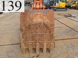 中古建設機械 中古 日立建機 HITACHI 油圧ショベル・バックホー ０．７－０．９立米 ZX200-5B