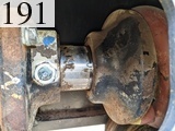 中古建設機械 中古 日立建機 HITACHI 油圧ショベル・バックホー ０．７－０．９立米 ZX200-5B