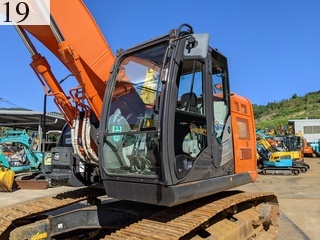 中古建設機械 中古 日立建機 HITACHI 油圧ショベル・バックホー ０．７－０．９立米 ZX225US-5B