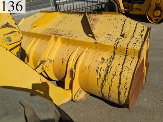 中古建設機械 中古 コマツ KOMATSU ホイール・ローダ １．０立米以上 WA200-8