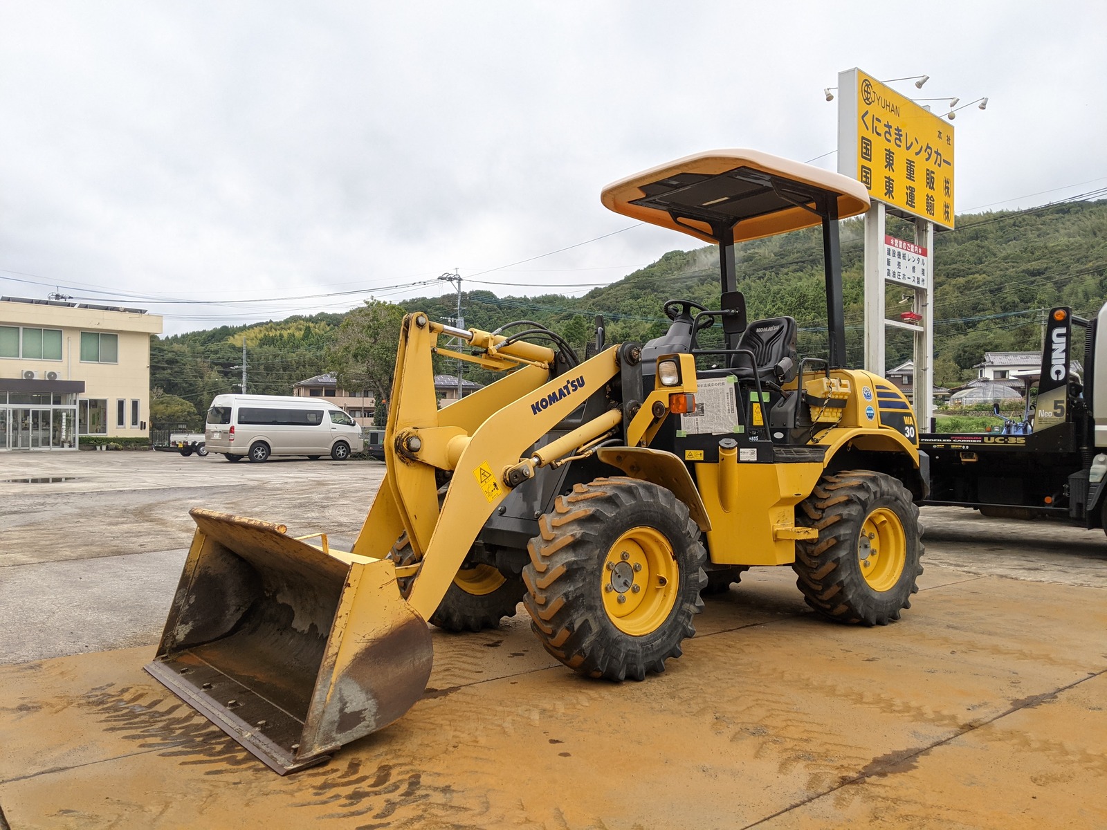 Used Construction Machine Used KOMATSU KOMATSU Wheel Loader smaller than 1.0m3 WA30-6