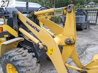 中古建設機械 中古 コマツ KOMATSU ホイール・ローダ １．０立米以下 WA30-6