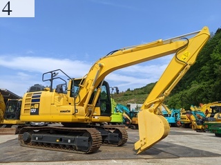 中古建設機械 中古 コマツ KOMATSU 油圧ショベル・バックホー ０．４－０．５立米 PC120-11