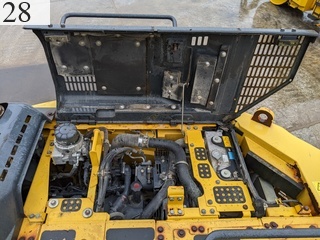 中古建設機械 中古 コマツ KOMATSU 油圧ショベル・バックホー ０．７－０．９立米 PC228US-10