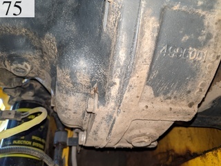 中古建設機械 中古 コマツ KOMATSU 油圧ショベル・バックホー ０．７－０．９立米 PC228US-10